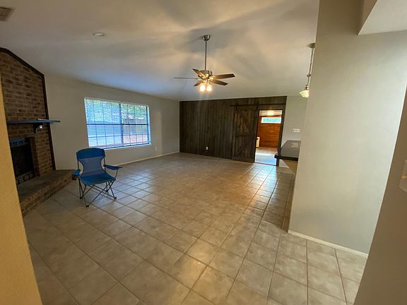 3rd image of 1005 Blue Quail Dr