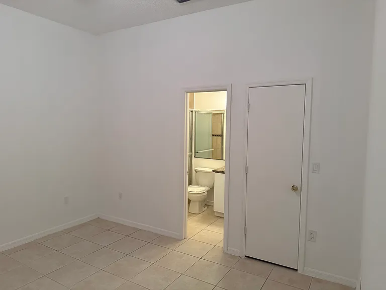 11613 Goodwyck Dr — Photo 8