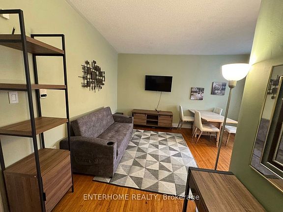2nd image of 51 Queen St E #5