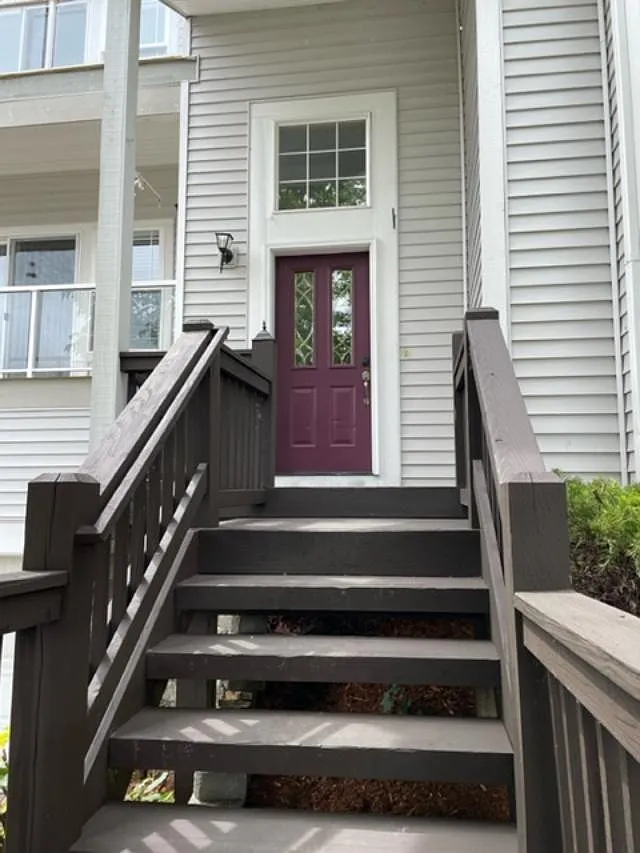 315 S 20th Pl — Photo 4