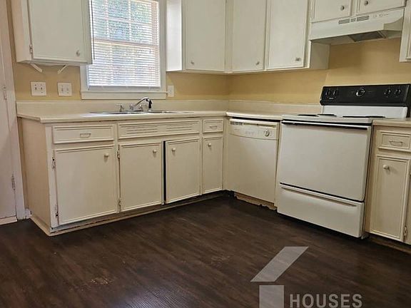 4th image of 122 Pine Creek Court Ext