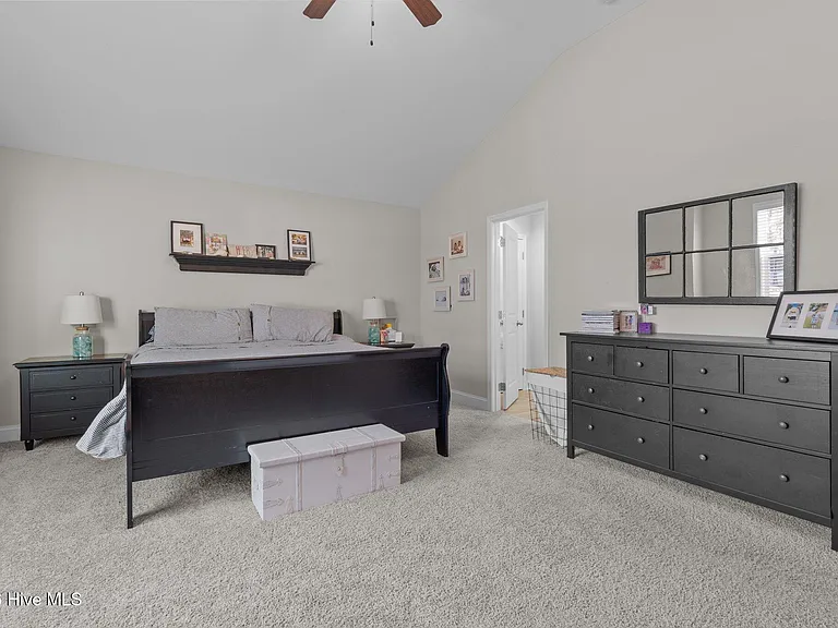 451 Gretchen Rd — Photo 26