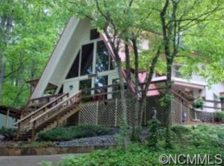 285 Luftee Lake Rd, Whittier, NC 28789