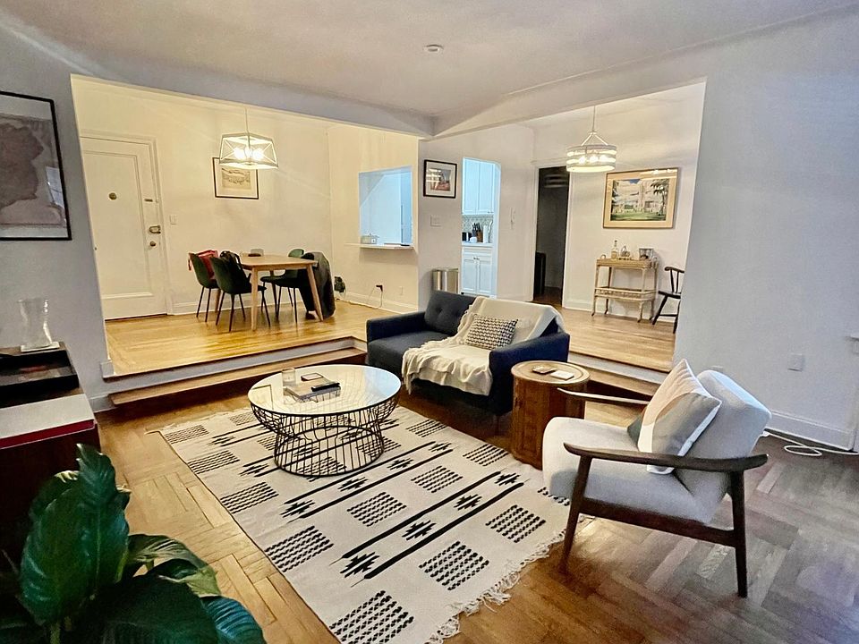 1st image of 35 Parkview Ave APT 2B