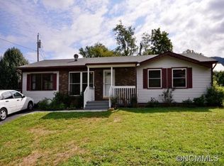 428 Christian Creek Rd, Swannanoa, NC 28778