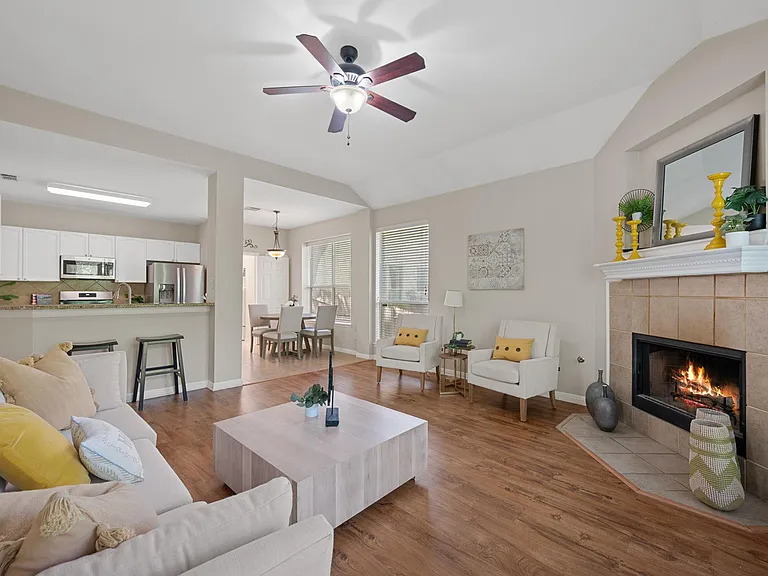 2504 Kimbrook Dr — Photo 14