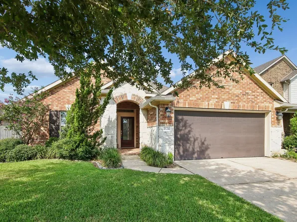 2124 Llerena Ln, League City, TX 77573