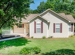 2460 Riverview Rd, Lenoir City, TN 37771