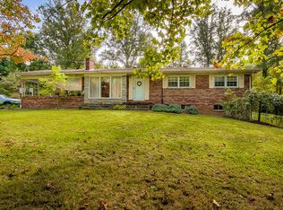 145 Jade Dr, Elizabethton, TN 37643