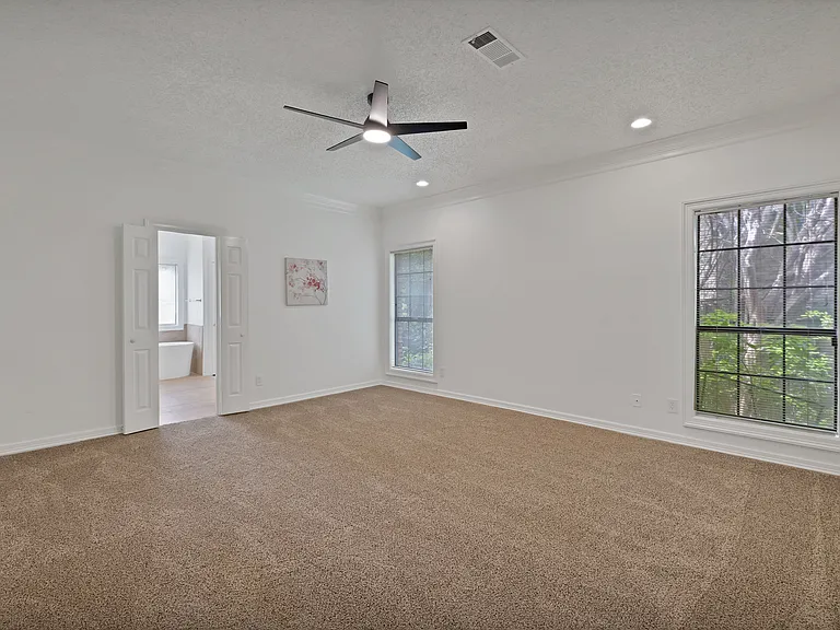 4219 Oak Springs Dr — Photo 18