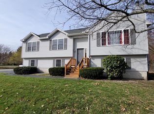 96 Cross St, Methuen, MA 01844