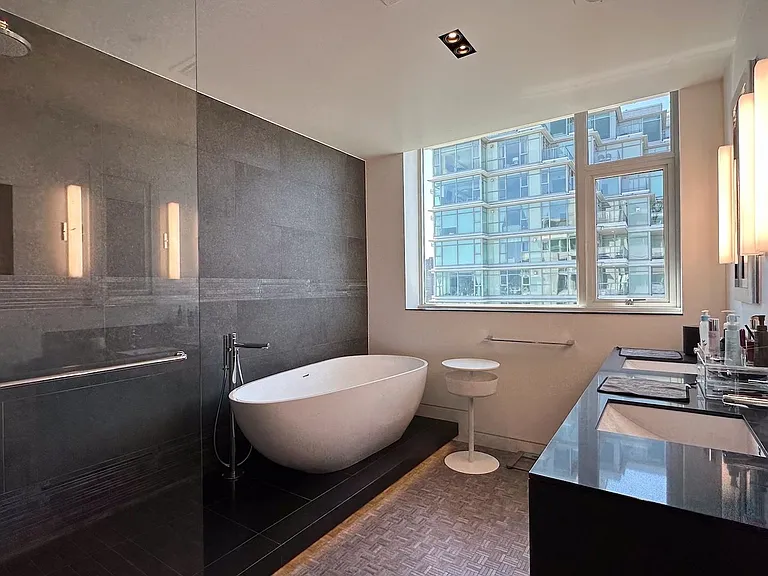 1777 Bayshore Dr #Penthouse 4 — Photo 22