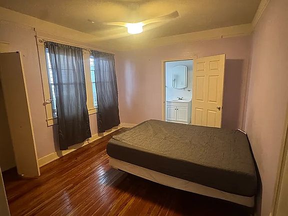 3rd image of 7513 Plum St