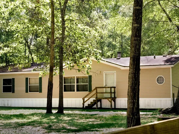 27894 E River Rd, Splendora, TX 77372