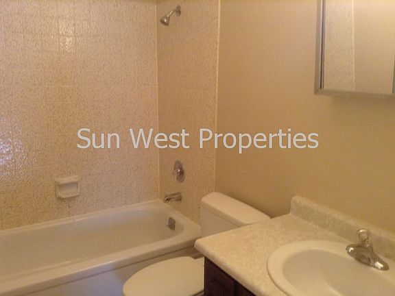 5th image of 2513 N Lee Ave APT 3