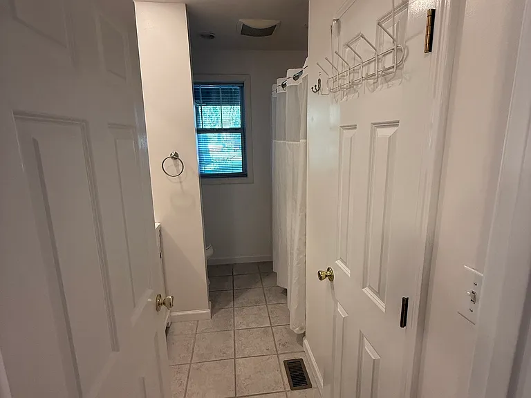 601 Norris St #A — Photo 9