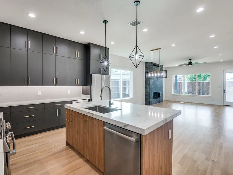 2805 Cherrywood Ave — Photo 9