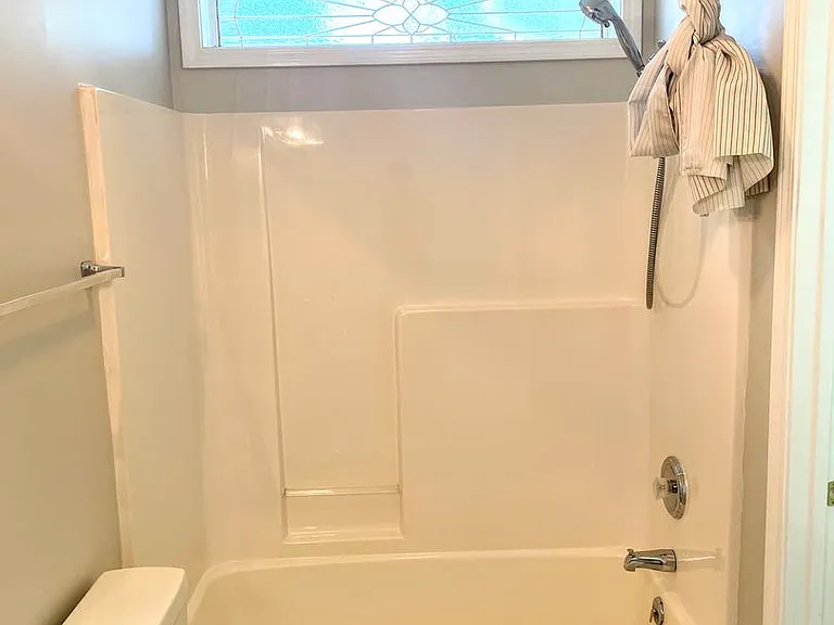 1004 Mount Vernon Dr — Photo 16