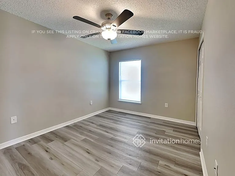 12636 Lake Vista Dr — Photo 14