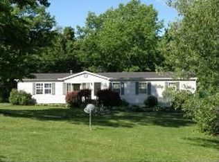 8528 Gulf Rd, North East, PA 16428