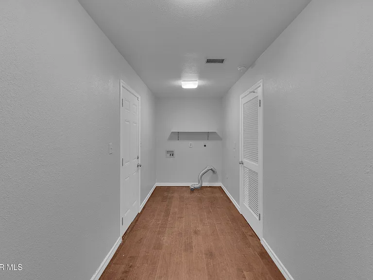 7112 Ramada Dr — Photo 20