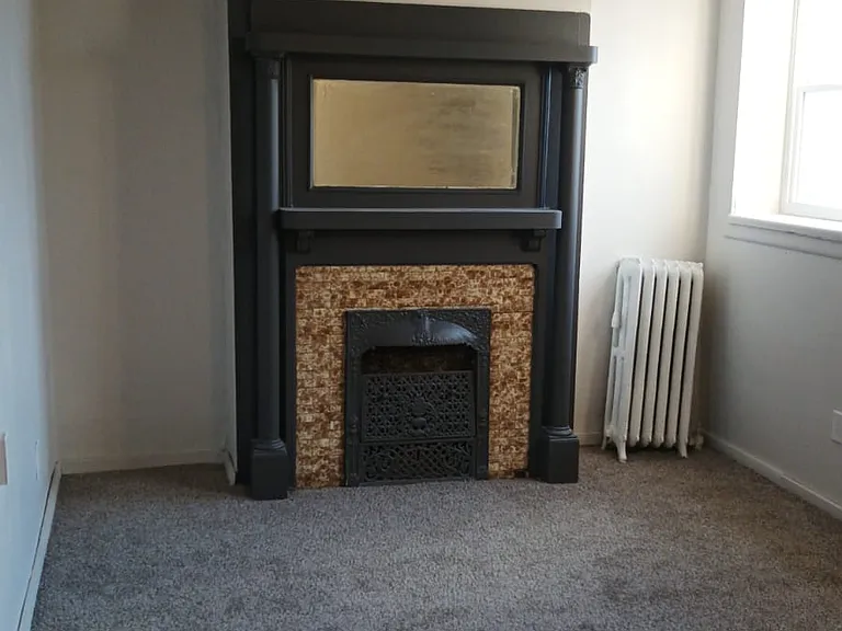 328 Grant Ave #10 — Photo 1