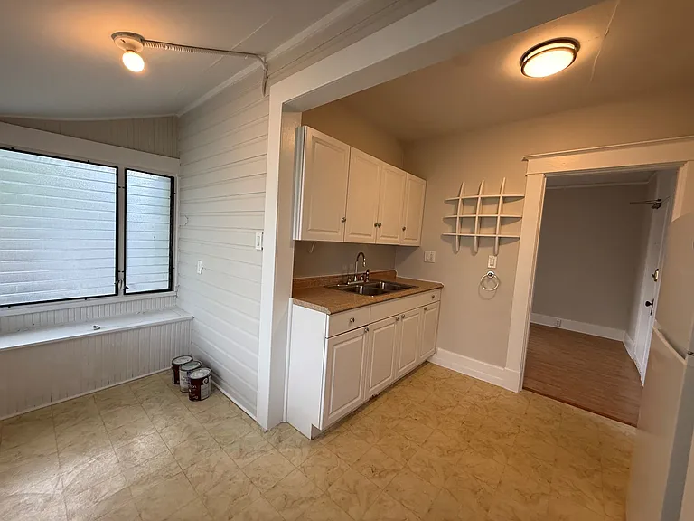 Kitchen with extra back space