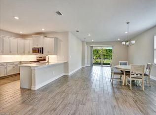 999 Enbrook Loop, Naples, FL 34114