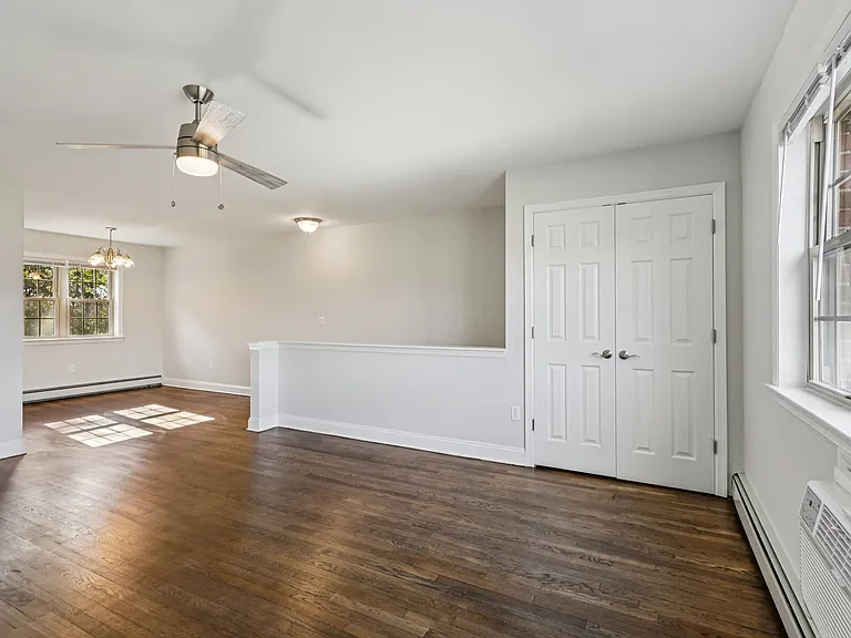 Kings Gardens Apartments — Photo 8