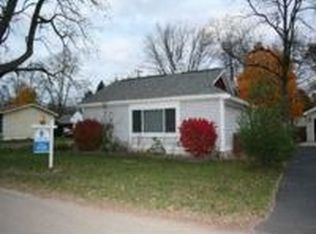 905 Ennest Blvd, White Lake, MI