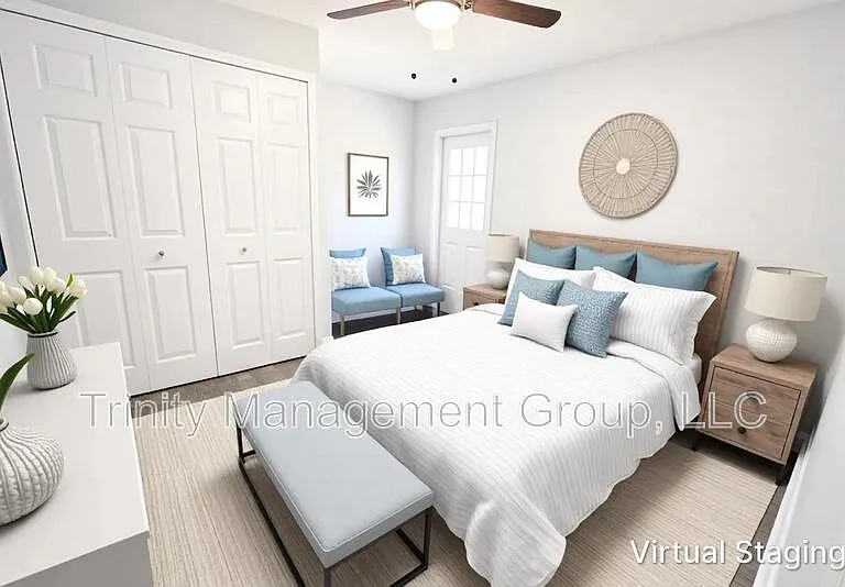 10449 Mayflower Rd — Photo 7