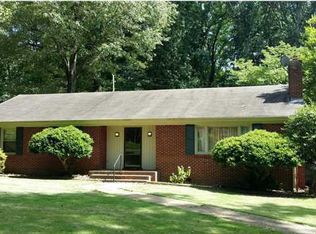 115 Hiwassee St, Sheffield, AL 35660