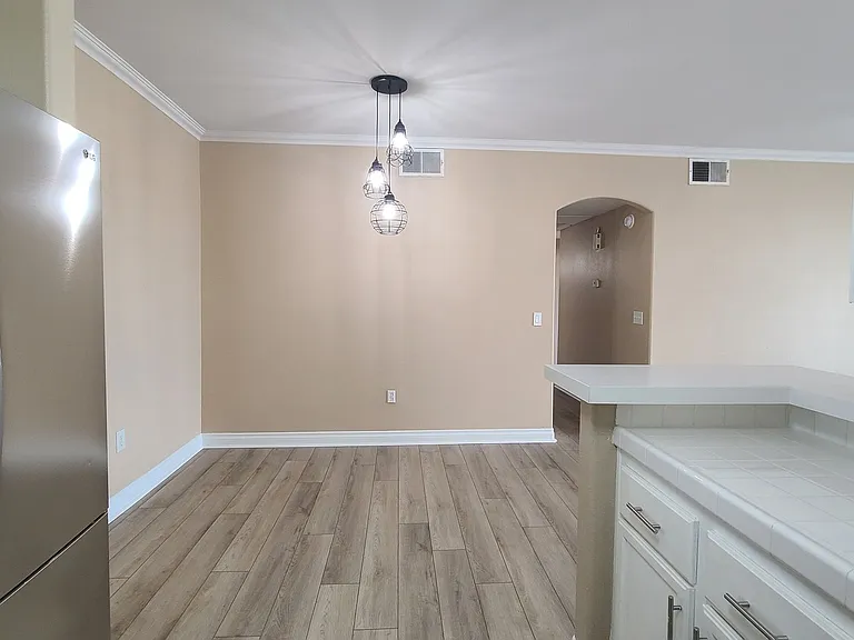 1300 S Arlington St #202 — Photo 7