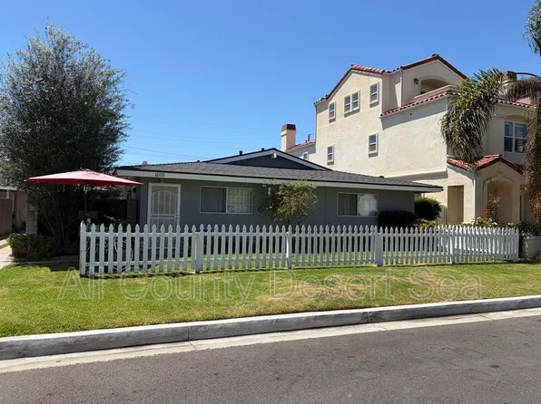 1015 England St APT B, Huntington Beach, CA 92648