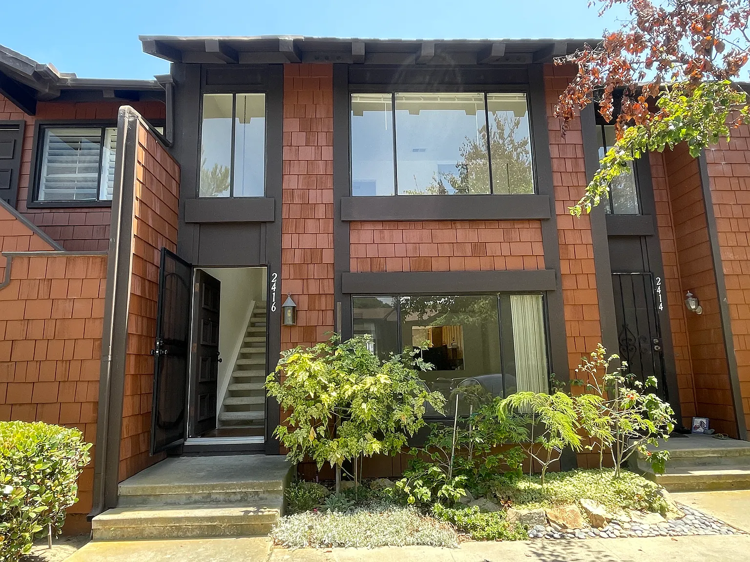 2 bed, 1.5 bath, 1258 sqft, $4,850 — Photo 4