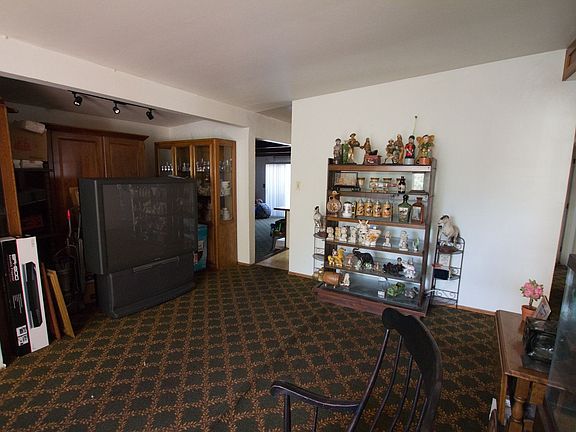 2nd image of 1009 Amador Ave