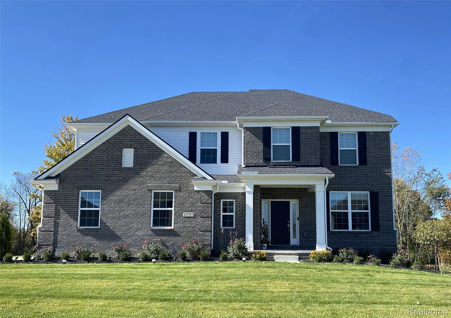 22206 Hilda Ln photo 1