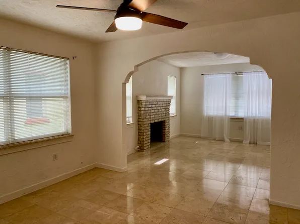 1067 NE 127th St, North Miami, FL 33161