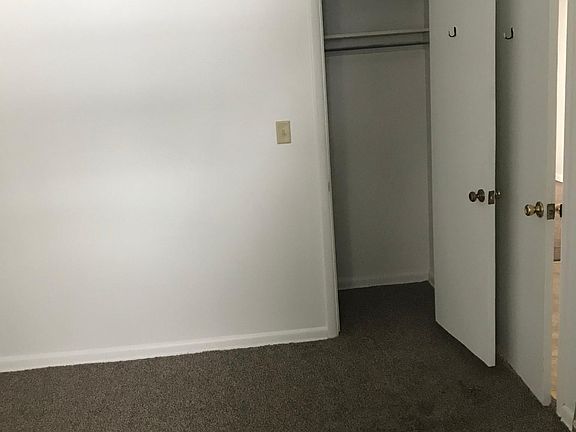 4th image of 103 W Menomonie St APT 2