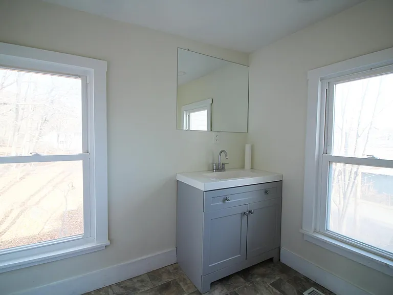 165 W Main St #2 — Photo 13