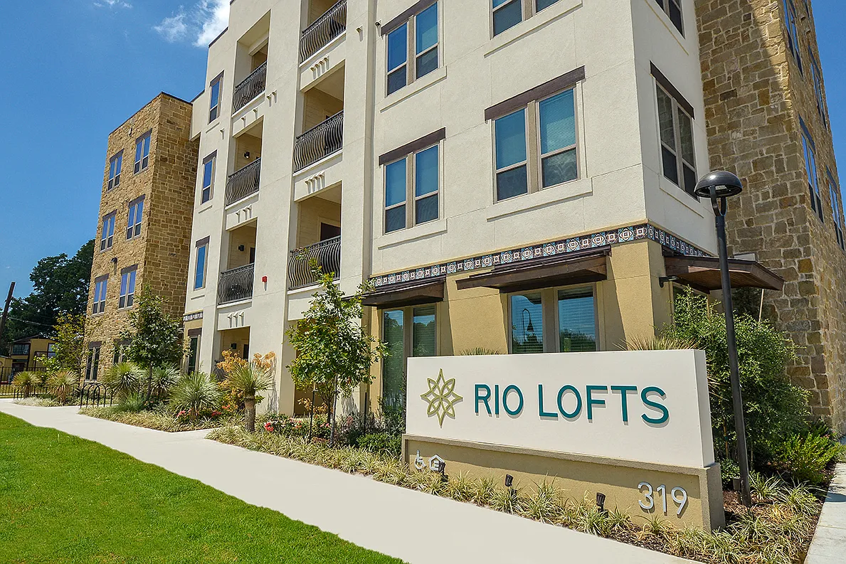 Rio Lofts — Photo 2