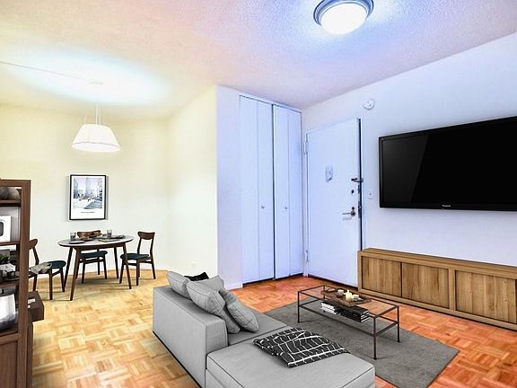 3rd image of 61 W 62nd St APT 23N