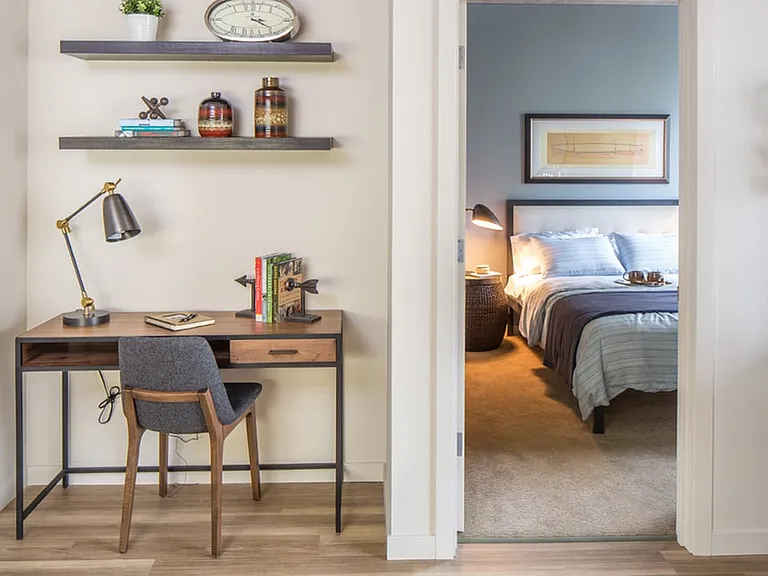 Conevenient work-from-home space