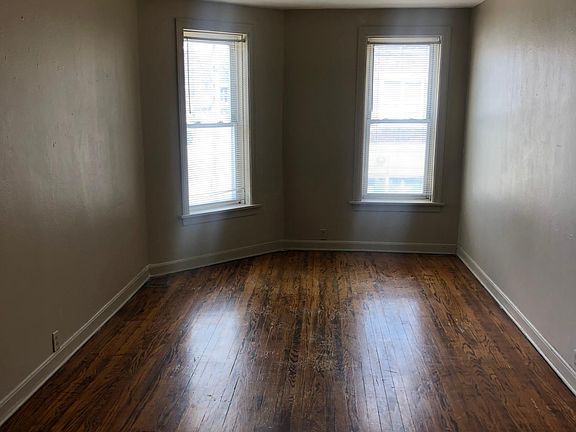 4th image of 516 Moen Ave