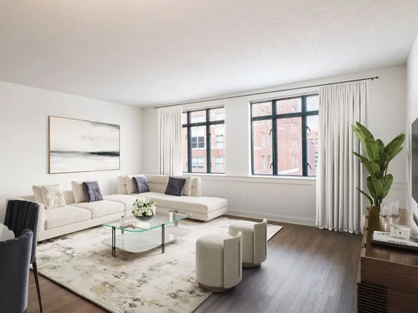 The Lexington at Market Square