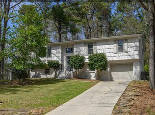 2416 Wine Ridge Dr, Birmingham, AL 35244