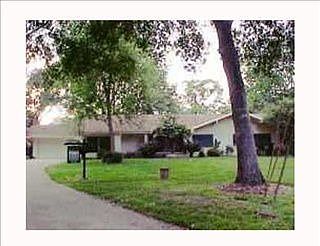 1st image of 1000 Garden Ln