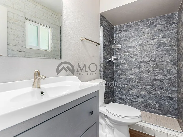 1204 S McClintock Dr #B — Photo 14
