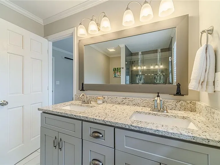 691 Harbor Cv — Photo 27
