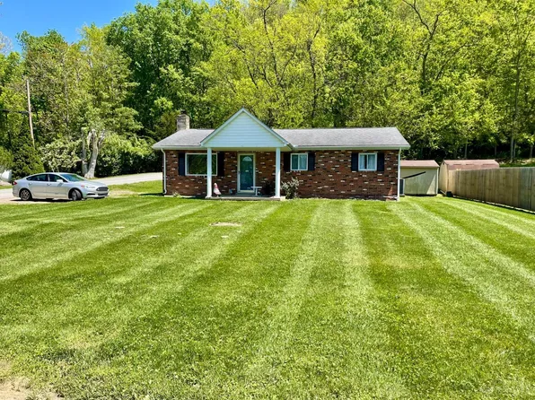 5098 Broadway St, New Trenton, IN 47035